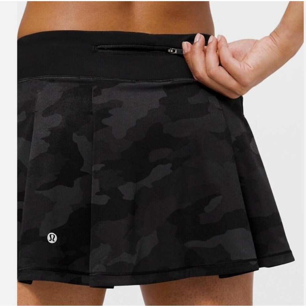 lululemon athletica Black Camo Women's Skirt size 10